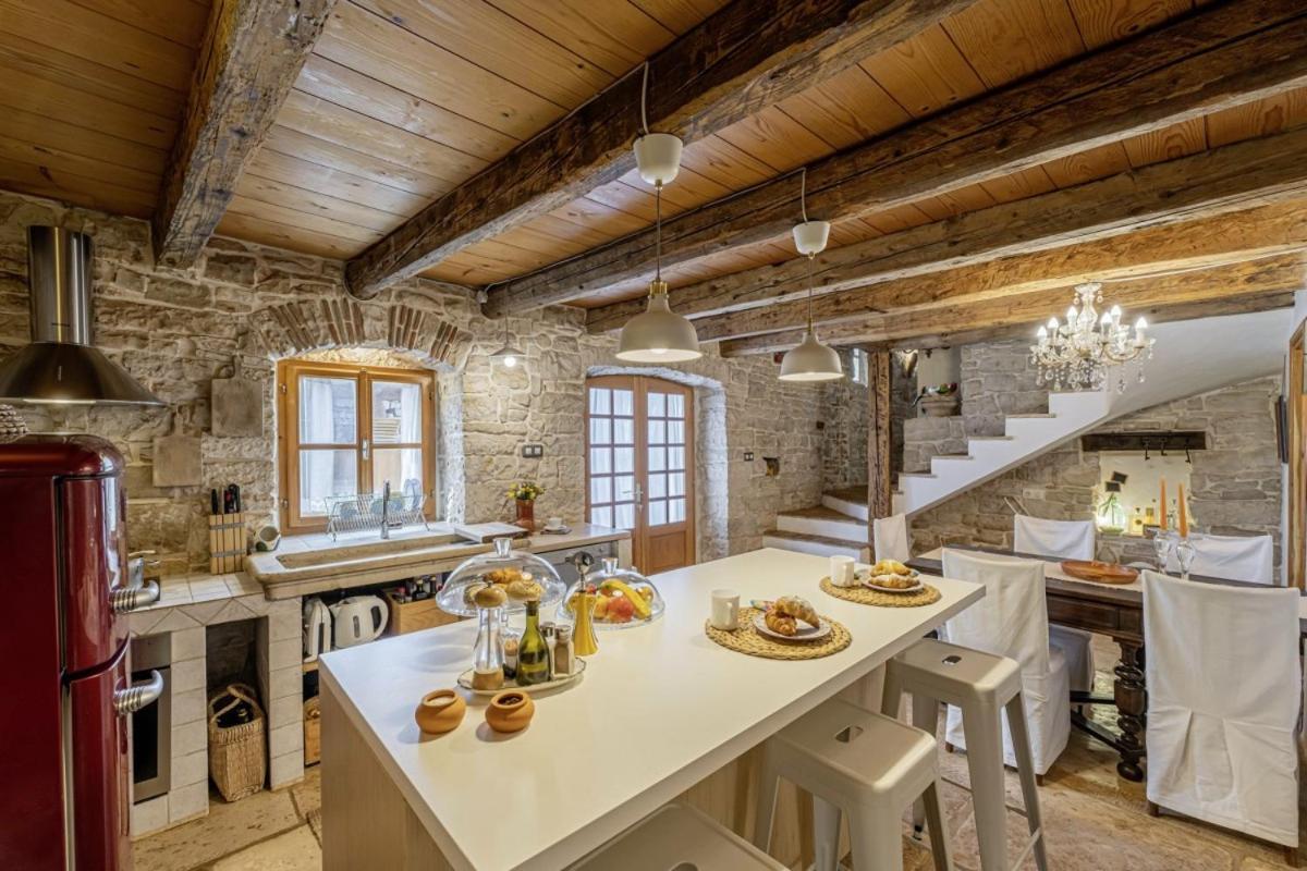 Una In Kranjcici - Haus Fuer 5-6 Personen Svetvinčenat Exterior foto